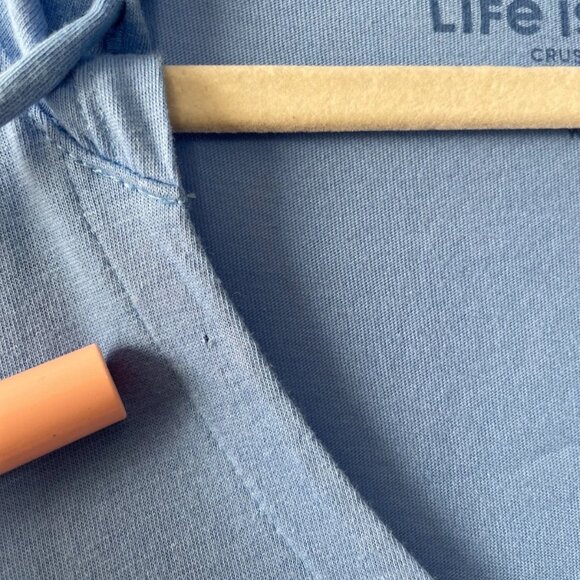 Life is Good Womens Blue Long Sleeve Graphic Crusher Lite Hooded Tee Size XL - Picture 9 of 10